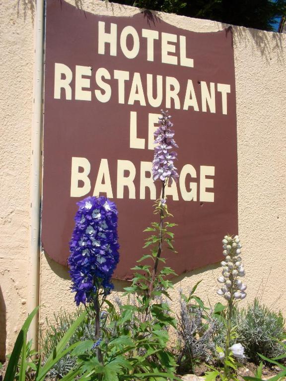 Отель Le Barrage Mauzac-et-Grand-Castang Экстерьер фото